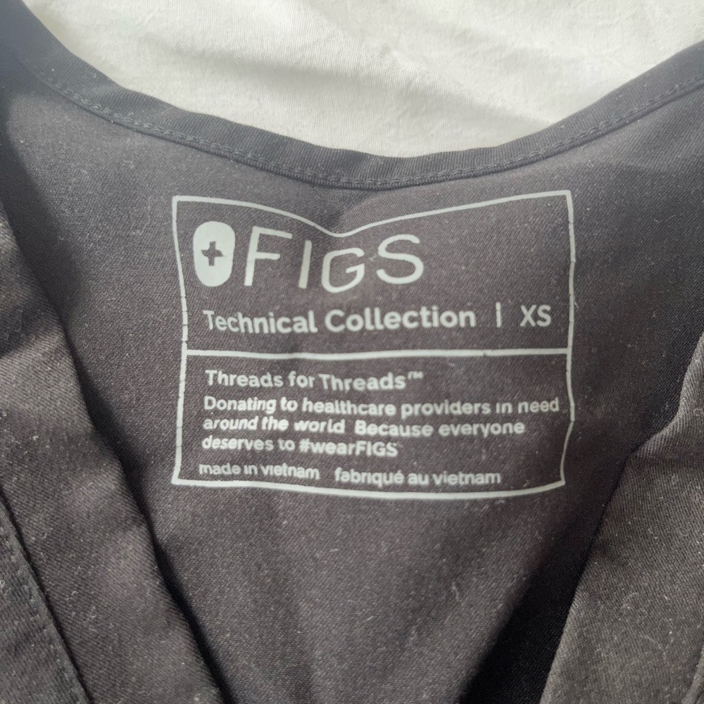 Figs black scrub set